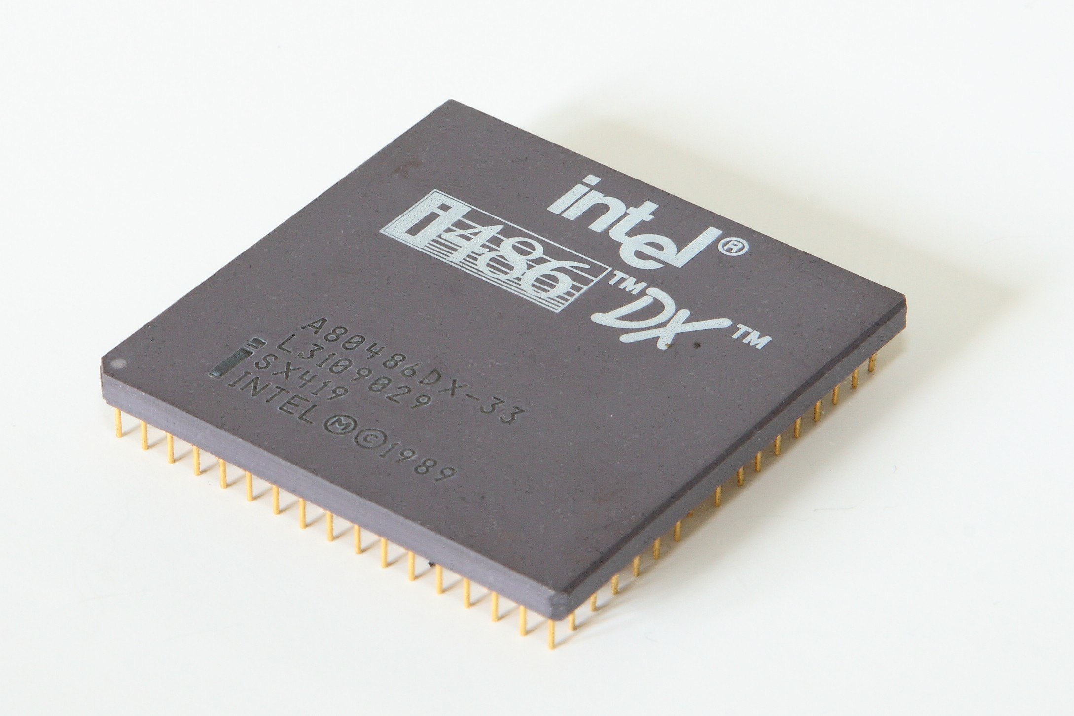 Intel 80486 (1989)