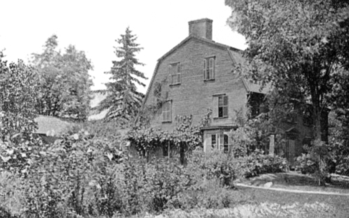 REVEREND WILLIAM EMERSON’S HOUSE—THE OLD MANSE The
conflict at the Bridge was in plain view from this house