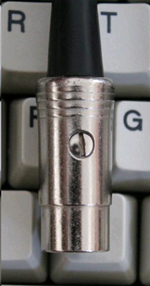 5150_early_keyboard_connector.jpg